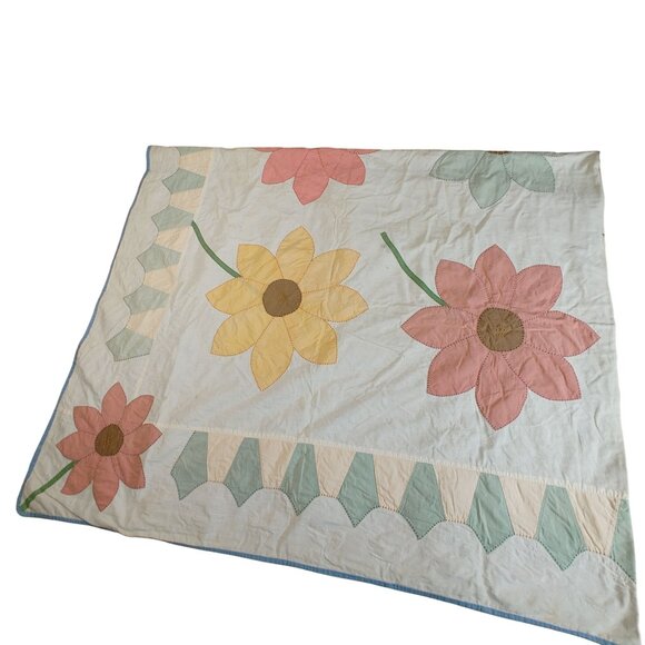 Dahlia Quilt Handmade Patchwork Lightweight Vintage Floral Light Blue Back - Picture 6 of 16